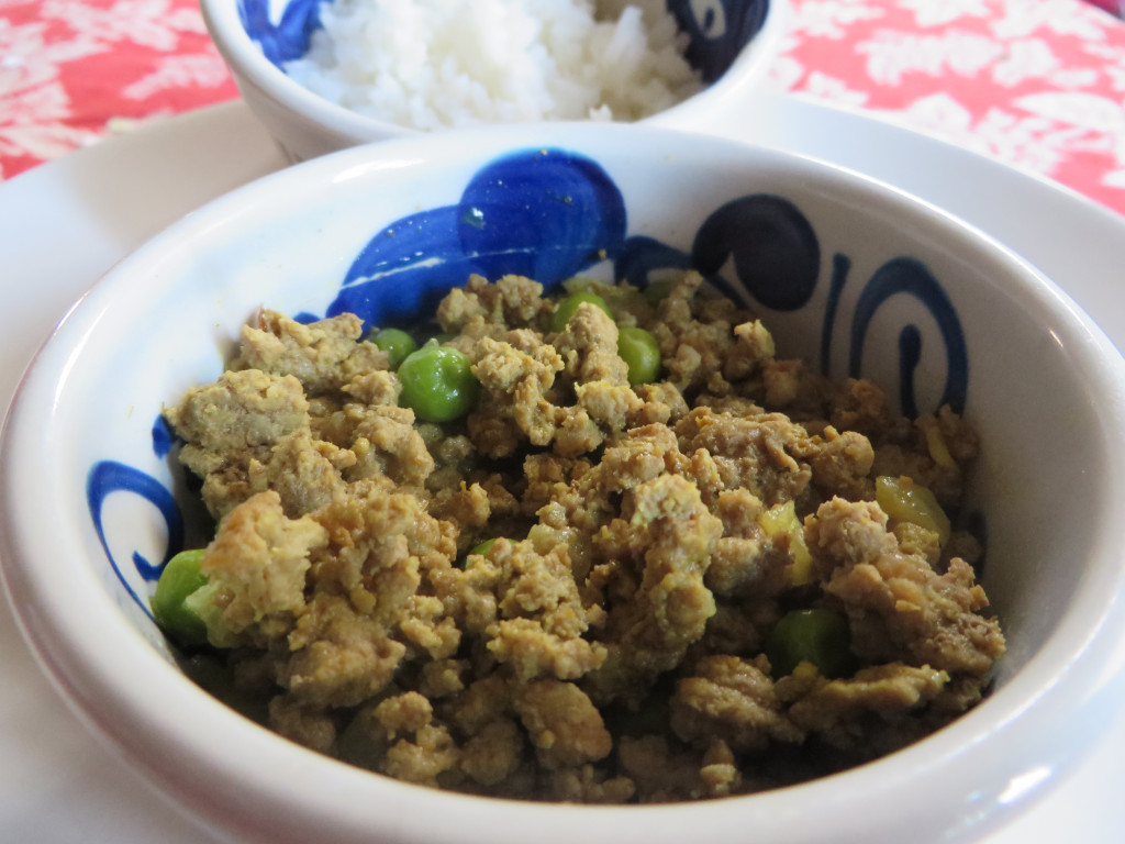 Recipe: Ground Lamb Curry with Peas - Burnt My FingersBurnt My Fingers